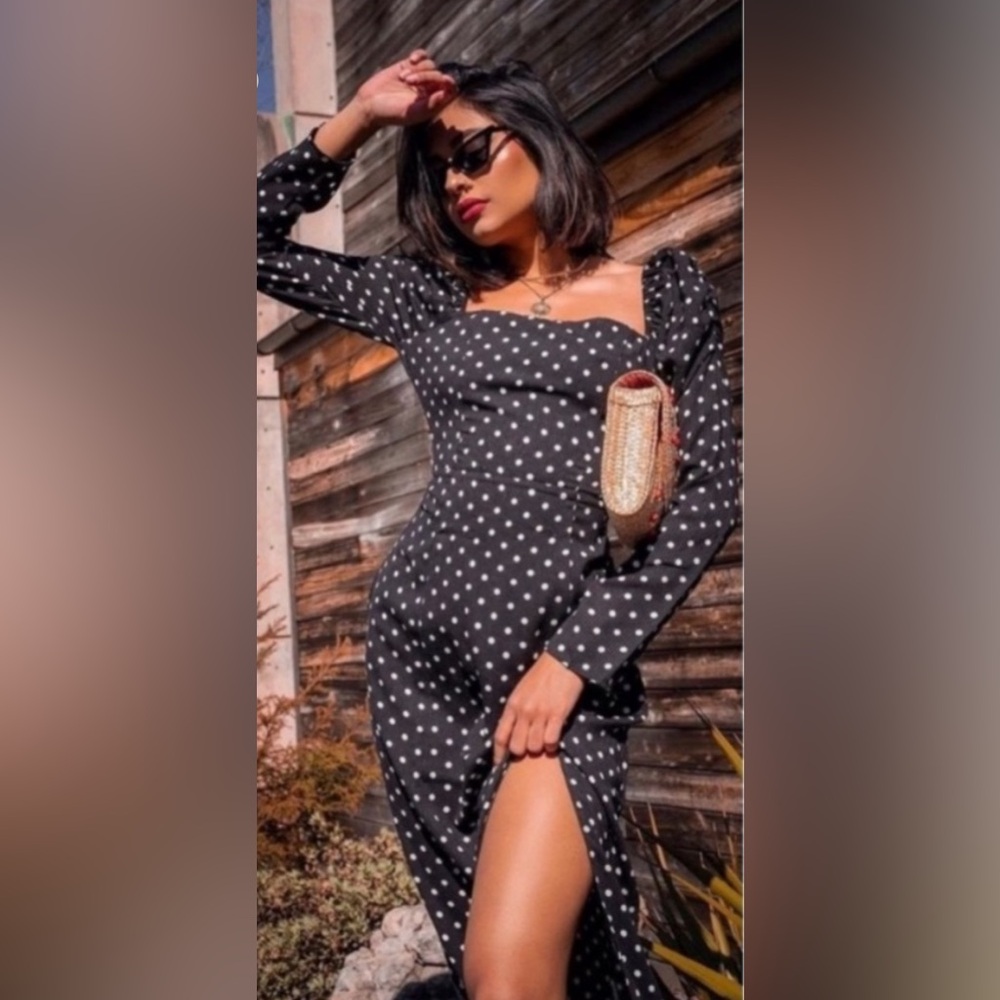 NWOT Lulu’s Charmed and Classy Black Polka Dot Long Sleeve Midi Dress